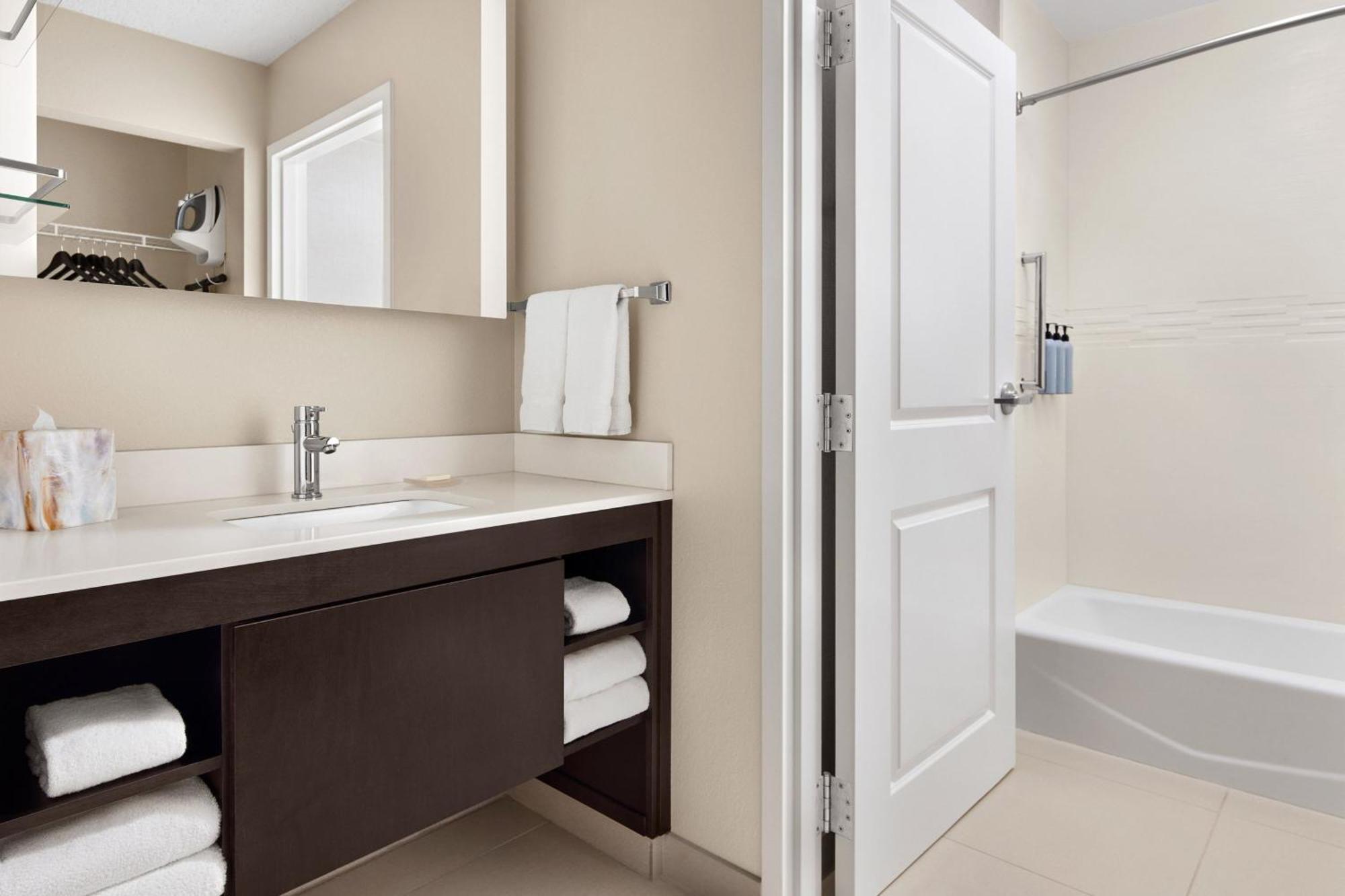 Residence Inn By Marriott Philadelphia Langhorne Exterior photo