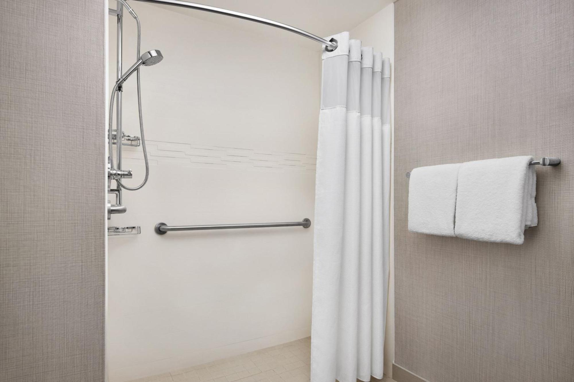 Residence Inn By Marriott Philadelphia Langhorne Exterior photo